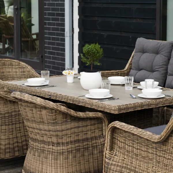 Pin by Ilona Verona Varga on Rusztikus Bútorbolt.Székesfehérvár. Wicker dining t