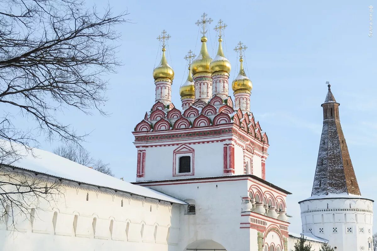 Иосифо волоцкий монастырь как добраться из москвы. Свято-успенский иосифо-волоцкий ставропигиальный мужской монастырь. свято успенский иосифо волоцкий монастырь успенский собор. храм иосифо-волоцкий монастырь. успенский собор (иосифо-волоцкий монастырь).