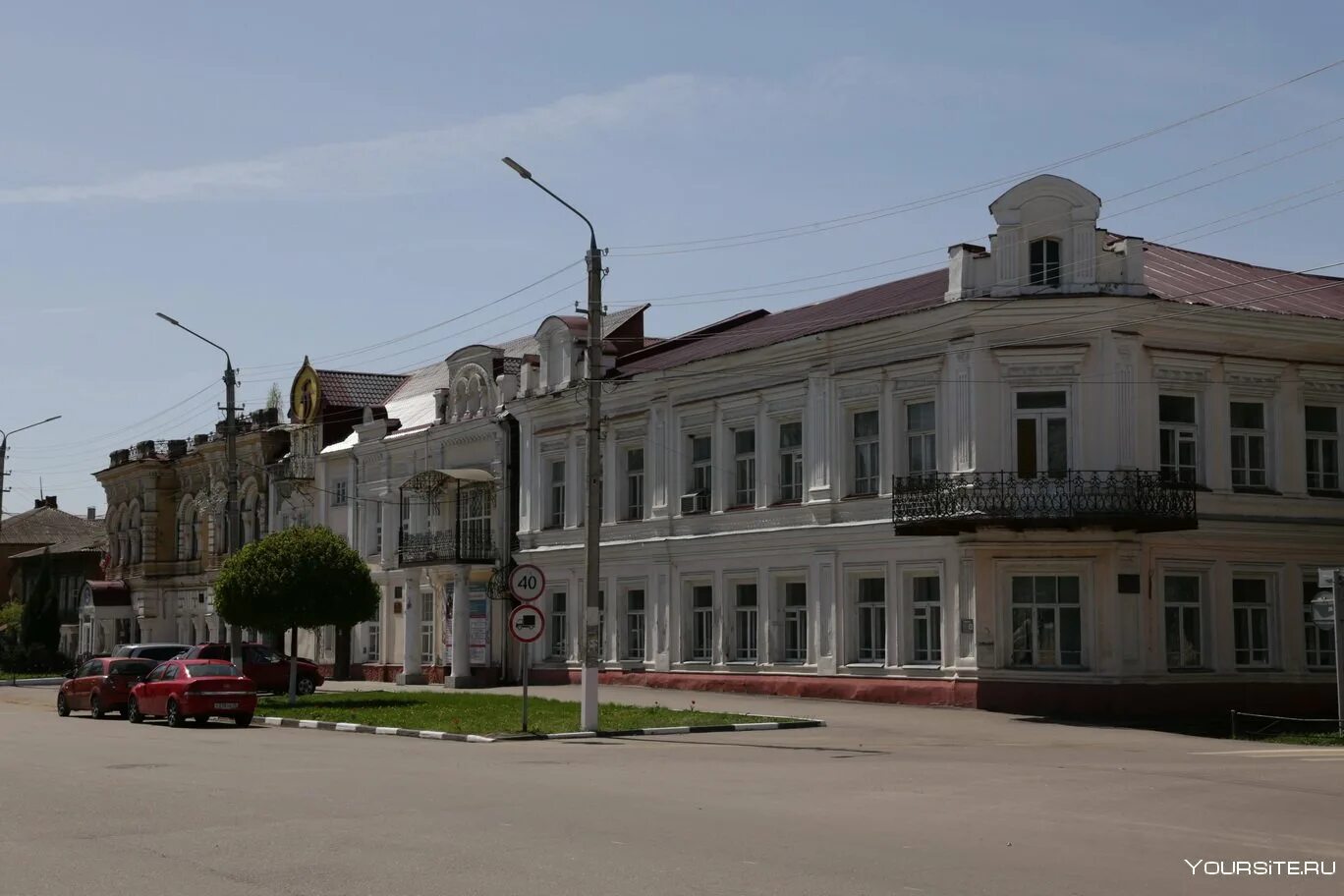 Борисоглебск здания. Борисоглебский Воронежская область. Город Борисоглебск Воронежской области. Борисоглебск Центральная площадь. Население города Борисоглебск Воронежской области.