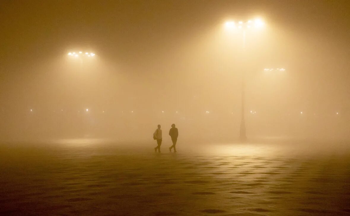 Strong fog
