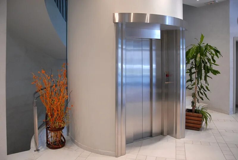 пранк портрет путина в лифте жители подъезда в шоке. двери боствиг для грузовых лифтов. стих жэку надо помогать. лифты в кирове. пассажирский лифт.