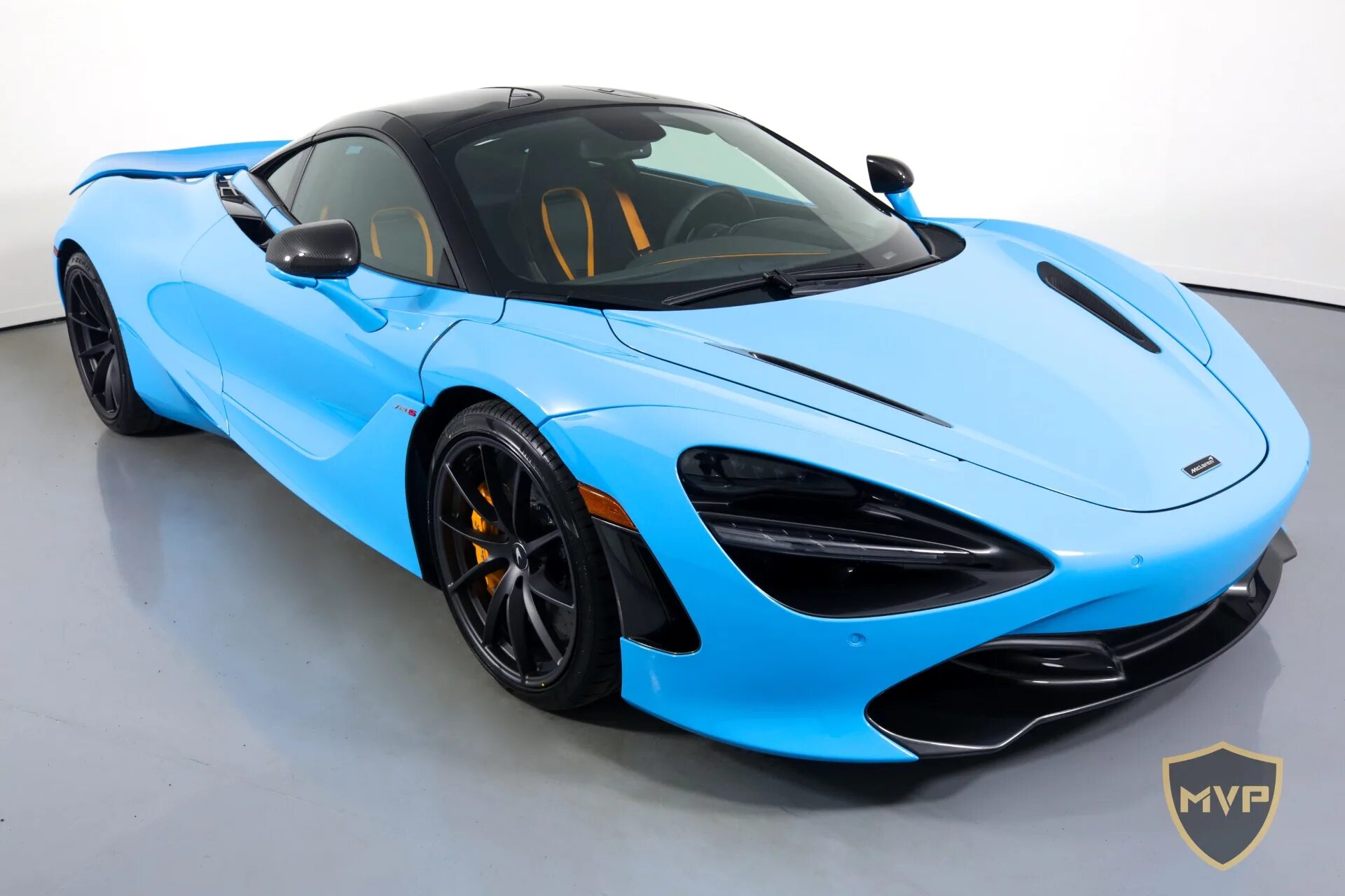 Макларен 720s цена. Макларен 2020. MCLAREN 720s Performance. Макларен 720s голубой. MCLAREN 720s 2022.