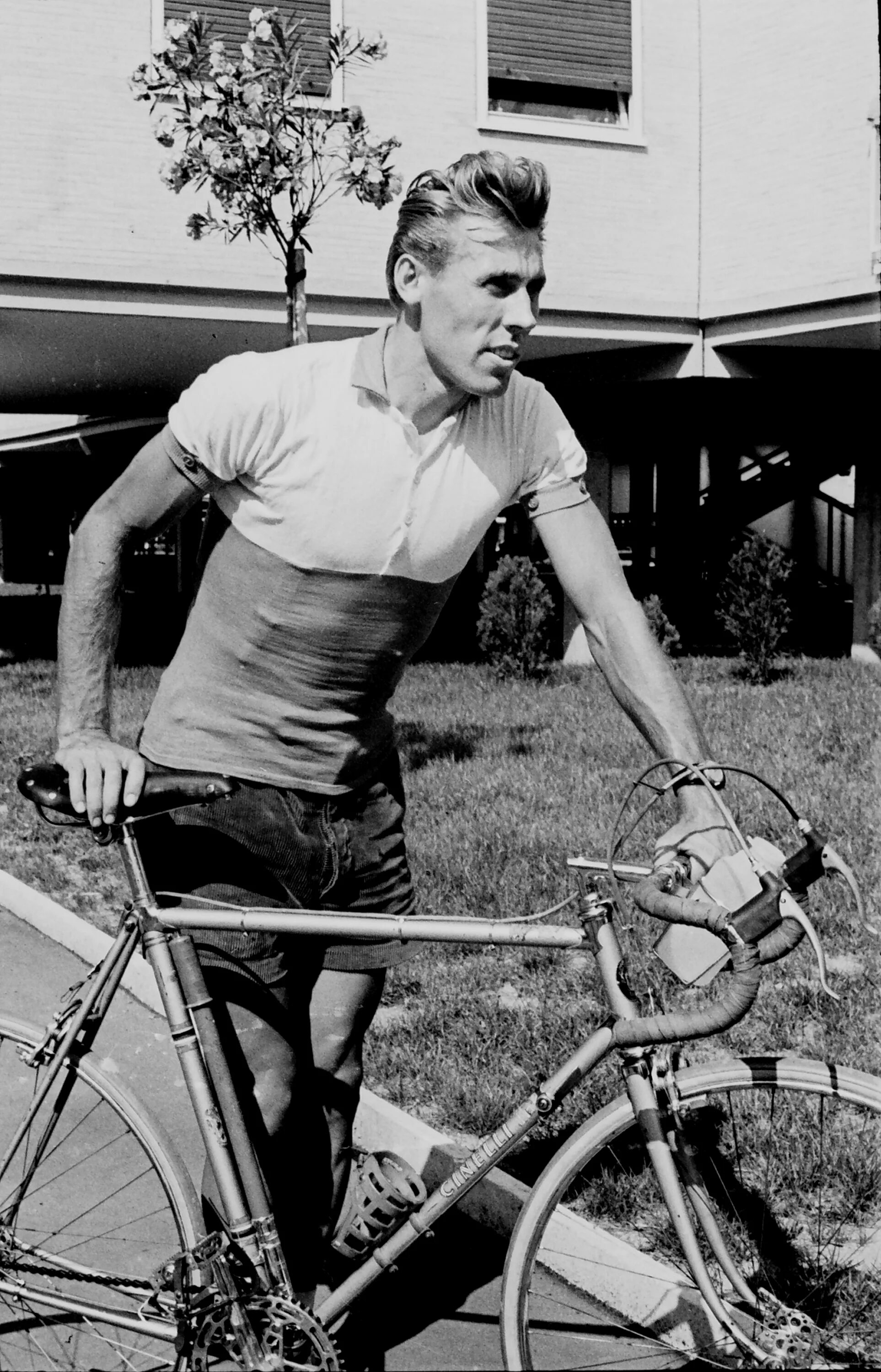 Капитонов виктор велосипедист. Виктор капитонов велоспорт 1960. Виктор капитонов велоспорт. Виктор капитонов велогонщик. Виктор капитонов велоспорт.