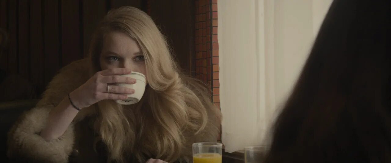 дневник девочки-подростка постельные сцены. Bel powley дневник девочки подростка. дневник девочки подростка. дневник тинейджера. The diary of a teenage girl 2015.