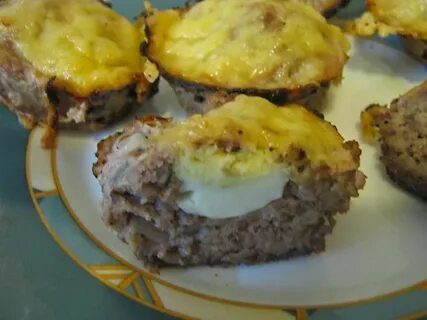 Маффин с яйцом и котлетой вкусно точка