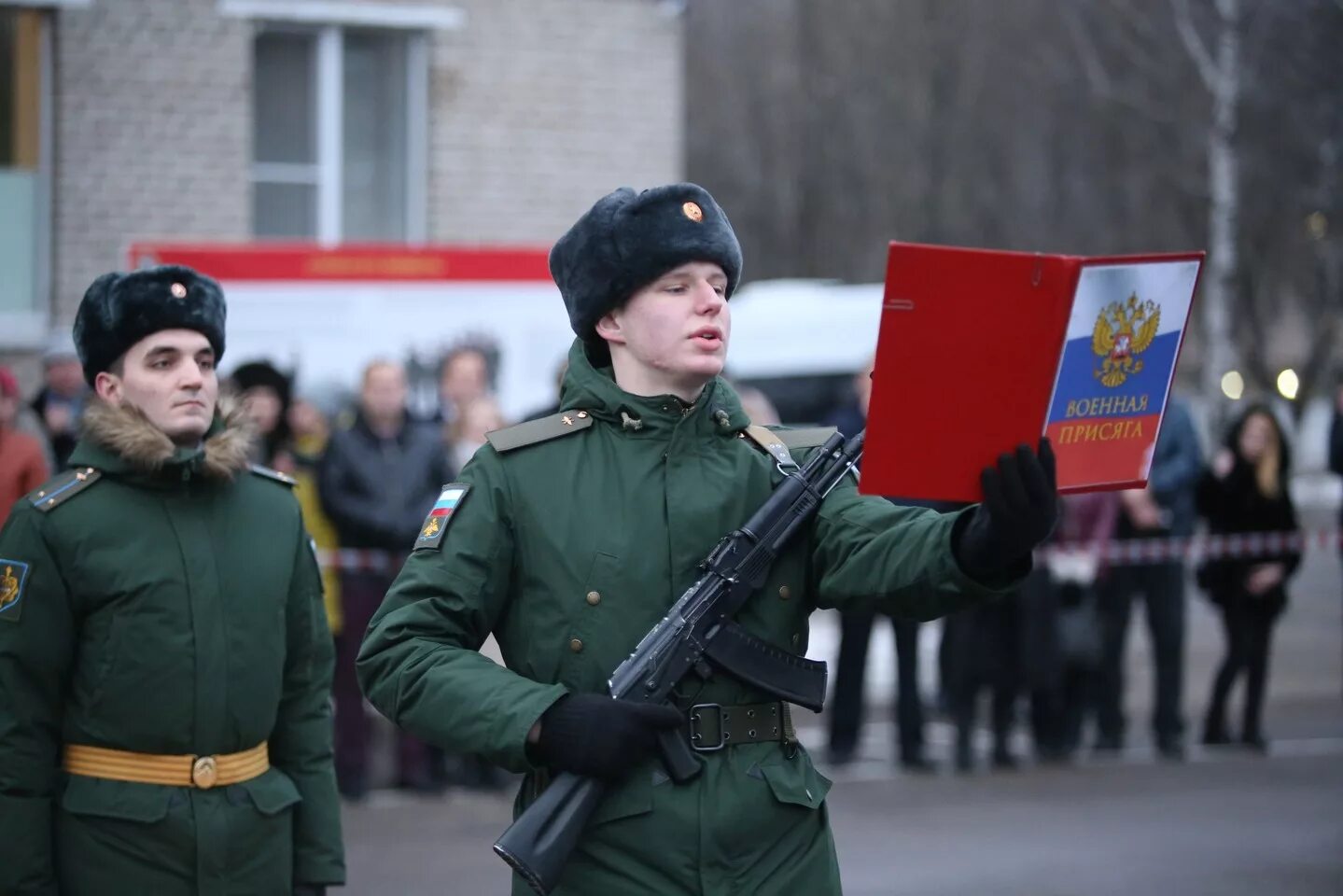 Будут ли военные в москве. Военная присяга. Присяга в армии. Присяга в армии РФ. Военная присяга ВКС.