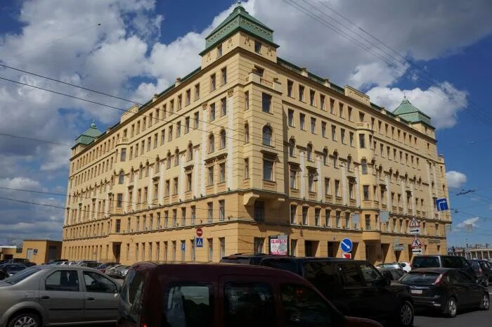 Дом на второй линии
