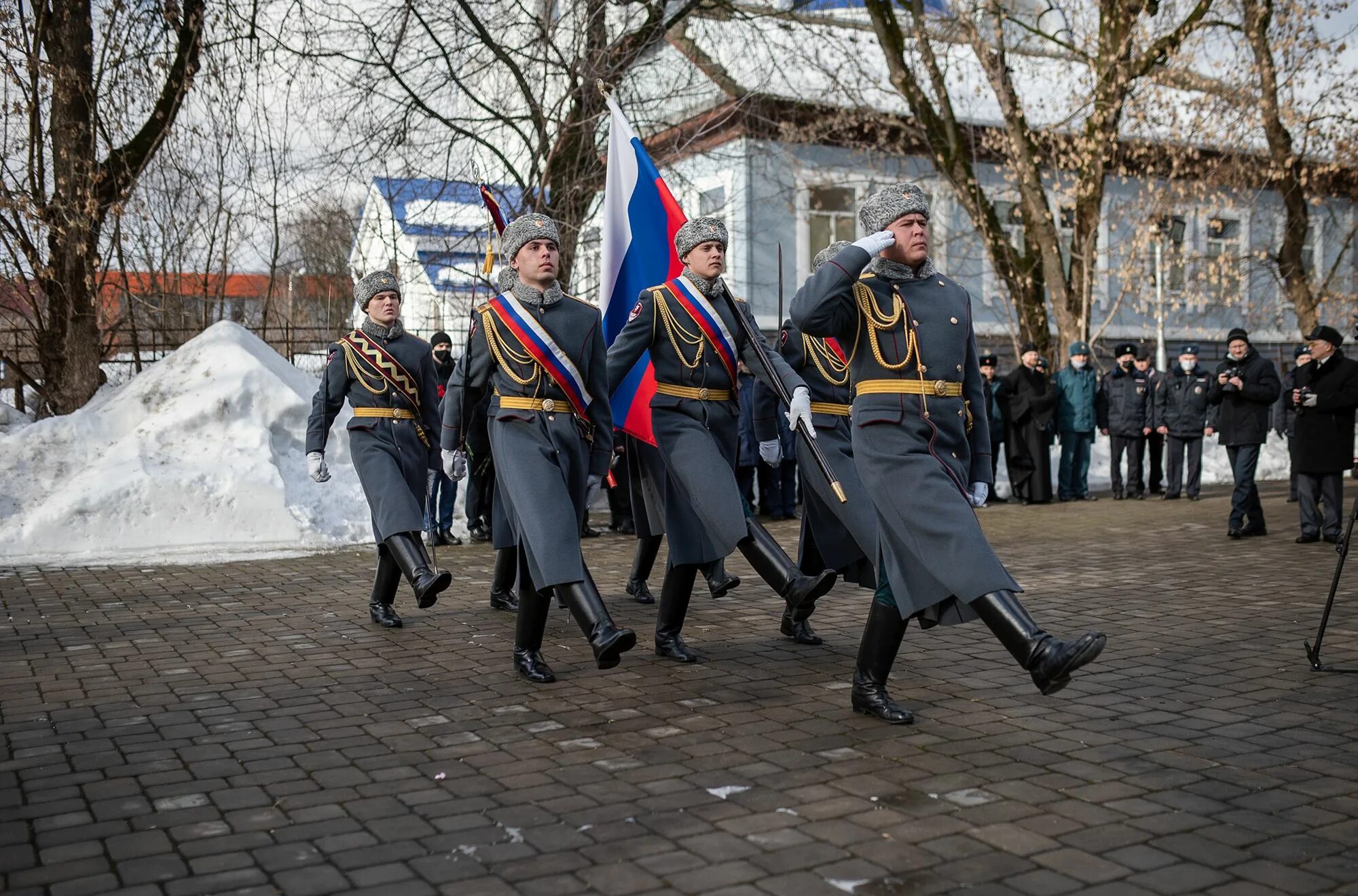 Торжественный митинг на 23 февраля. Митинг в честь дня защитника Отечества. День защитника Отечества в Пятигорском музее. День защитника Отечества Вологда митинг. Митинг ко дню защитника отечества