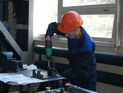 Челны слесарь