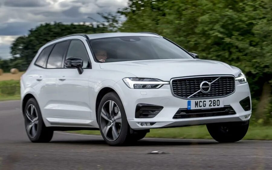 Вольво хс60 2019 год. Вольво xc60 белая. volvo xc60 2019. volvo xc60 2025. volvo xc60 b4.