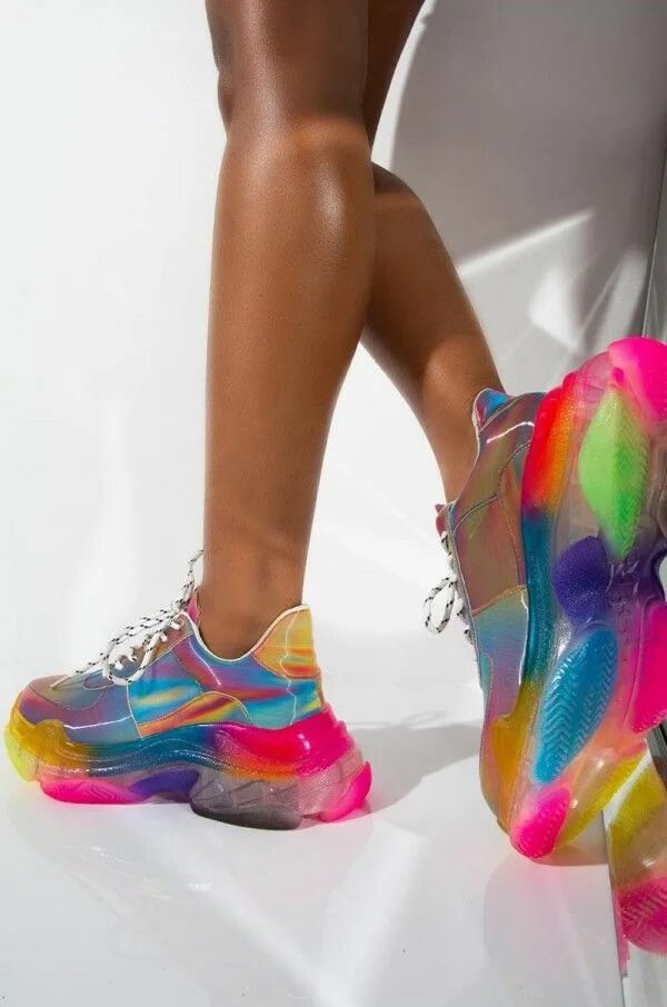 Радужные кроссовки. Nike rainbow кроссовки. кроссовки rainbow женские 647370. радужные туфли. радужные ботинки.