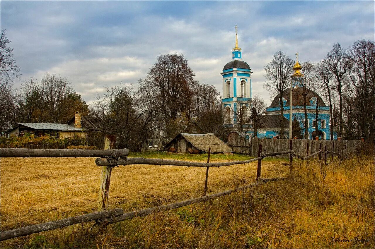 Город недельное. Богородице-Рождественская пустынь Барятино. Барятино Калужская область монастырь. Богородично Рождественская Девичья пустынь в с Барятино. Рождества Богородицы пустынь в Барятино.