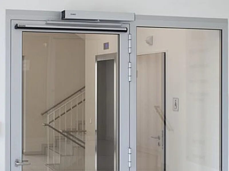 Механизм автоматического открывания дверей DSW-100. Механизм автоматического открывания дверей наружу DSW-100. Автоматика для распашных дверей. Системы открывания дверей для инвалидов.