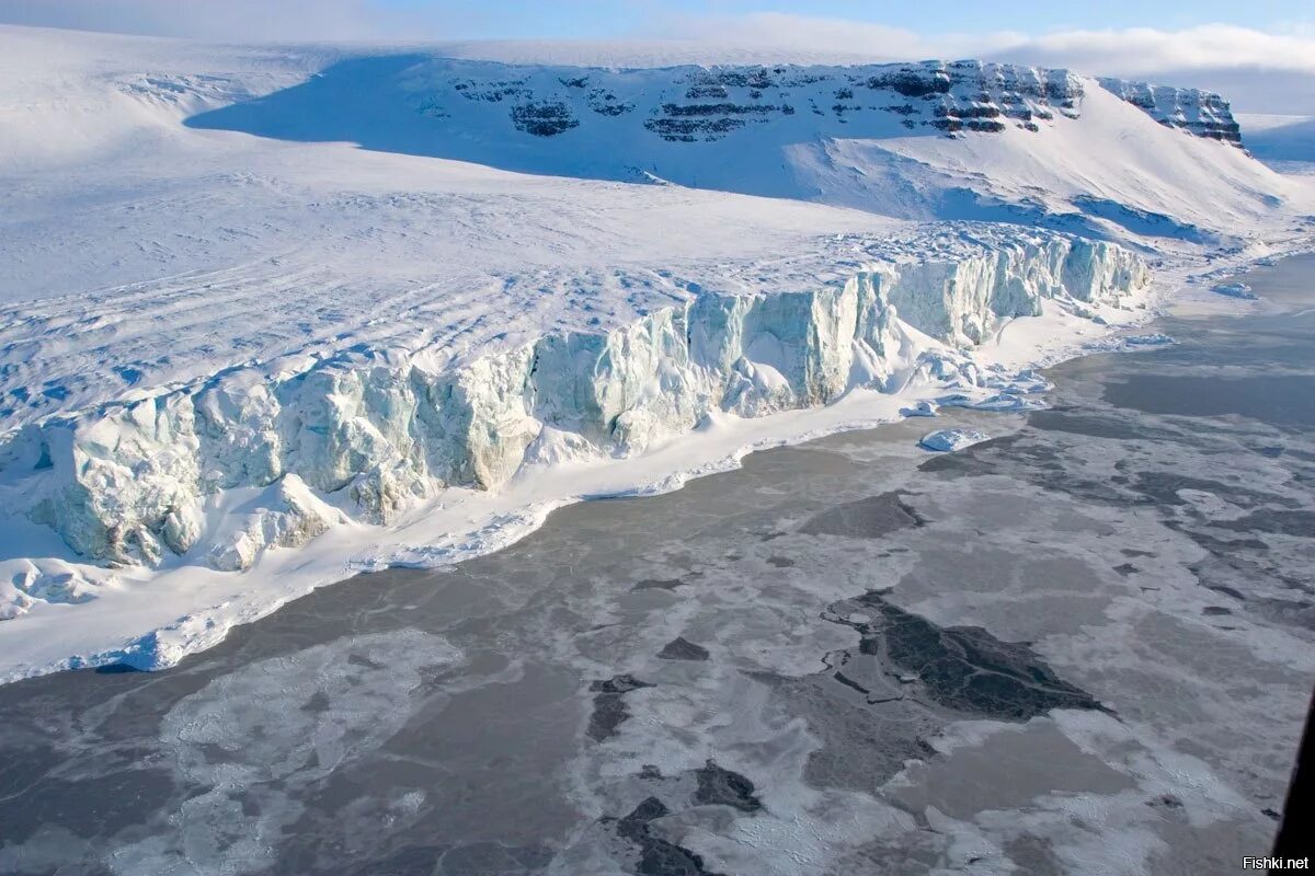 Самая большая земля в россии. Покровный ледник земля Франца Иосифа. Покровные ледники новая земля. Покровные ледники Гренландии. Покровный ледник на острове земля Франца Иосифа.