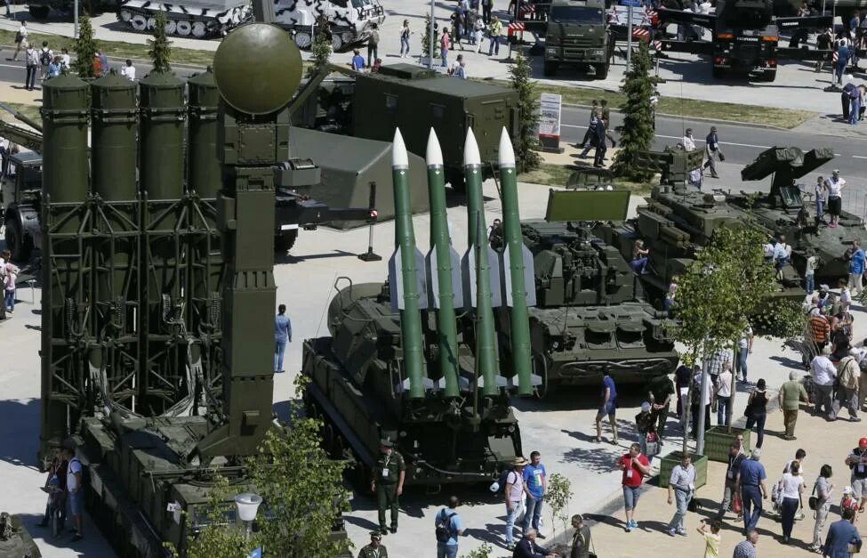 Военно-промышленный комплекс. Ростех в патриоте. Алмаз антей оборонная промышленность. Оборонно-промышленный комплекс. Оборонно стратегический комплекс.