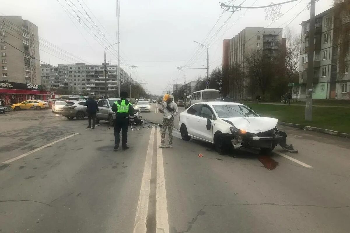 Тула, ул. Пузакова, 28. Авария на Пузакова в Туле сегодня. Тула происшествия за неделю