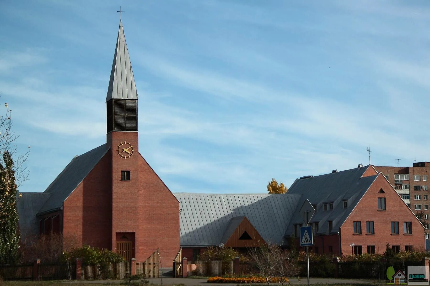 лютеранский храм святой екатерины архангельск. лютеранская кирха тверь. евангелическо-лютеранская церковь св. лютеранская церковь святой екатерины (архангельск). лютеранская кирха в ялте.