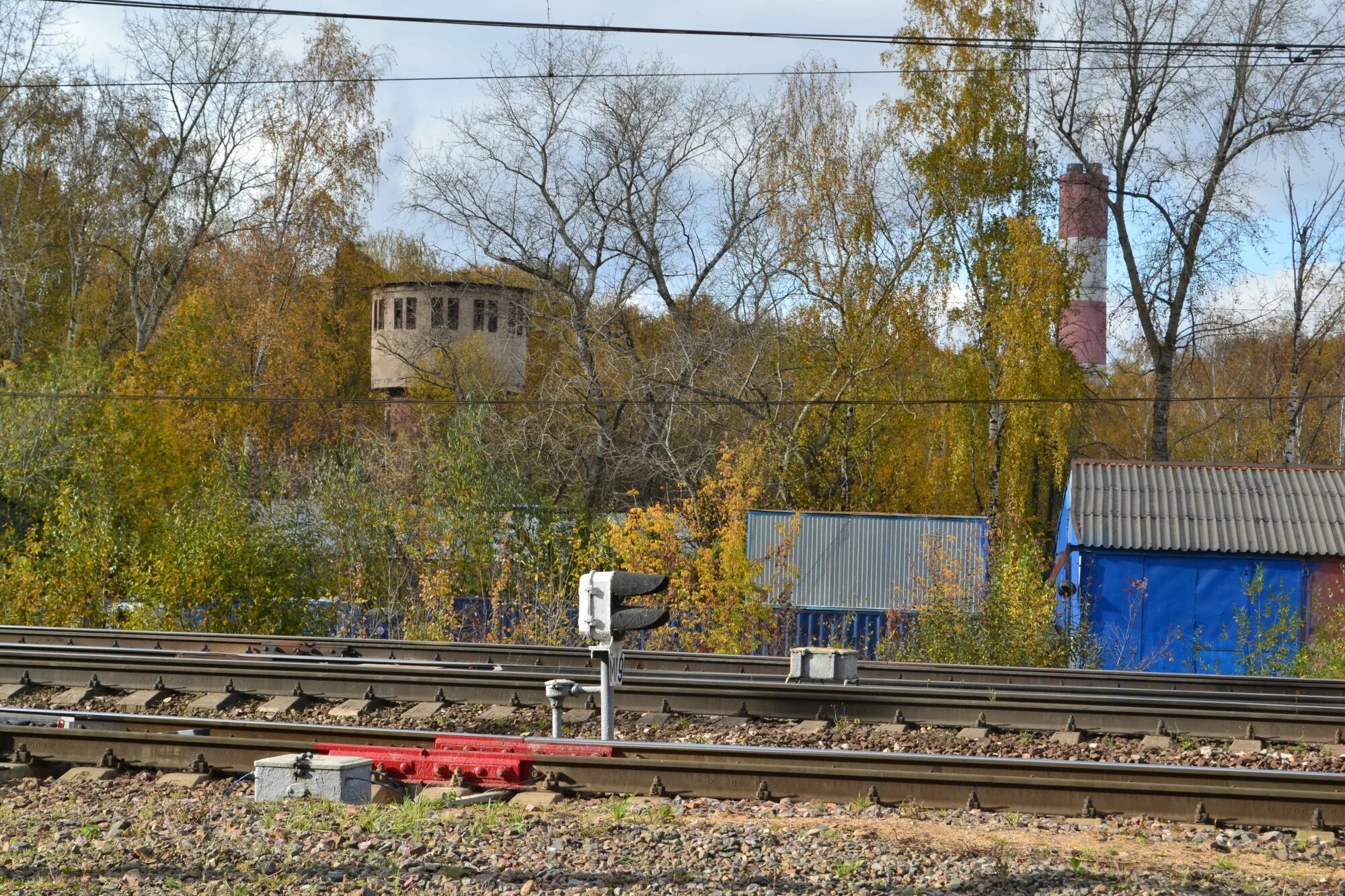 Железная сторона. Железная сторона. Земли железнодорожного транспорта. Жд станция тула 1 курская. Город новосокольники экономика.