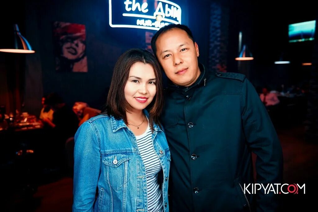 Mens lounge bar ташкент. Эль бар 5000. Наш бар шымкент. Киану изакая бар. Кафе наш бар канаш.