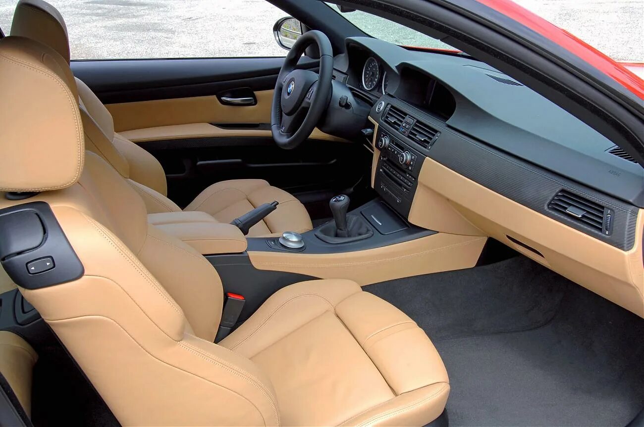 BMW m3 IV (e9x). BMW m3 Coupe 2007 салон. BMW m3 e92 Coupe Interior. BMW m3 e90 Coupe. Купить бмв с салона