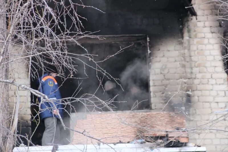 Взрывы в саратове сейчас. Взрыв дома в Саратове. Взрыв бытового газа на Московском шоссе Саратов. Пожар в 2017 на Московском шоссе в Саратове.