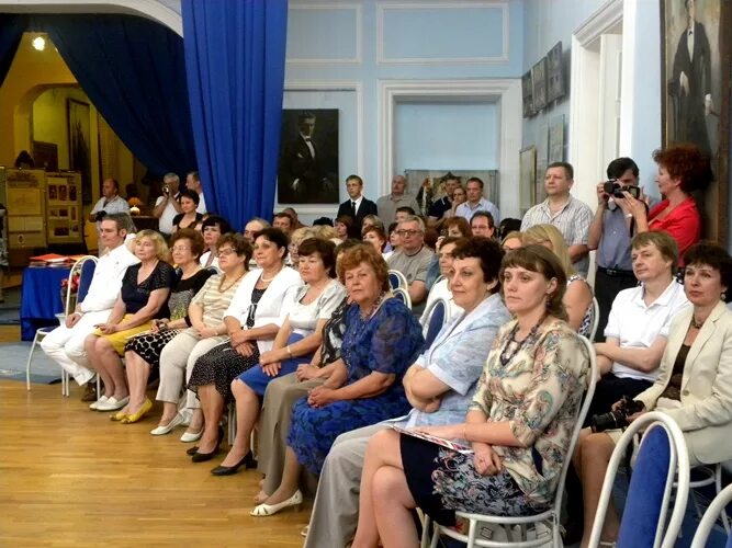 Гимназия 11 дягилева пермь. Дягилевская гимназия пермь. гимназия 11 пермь.