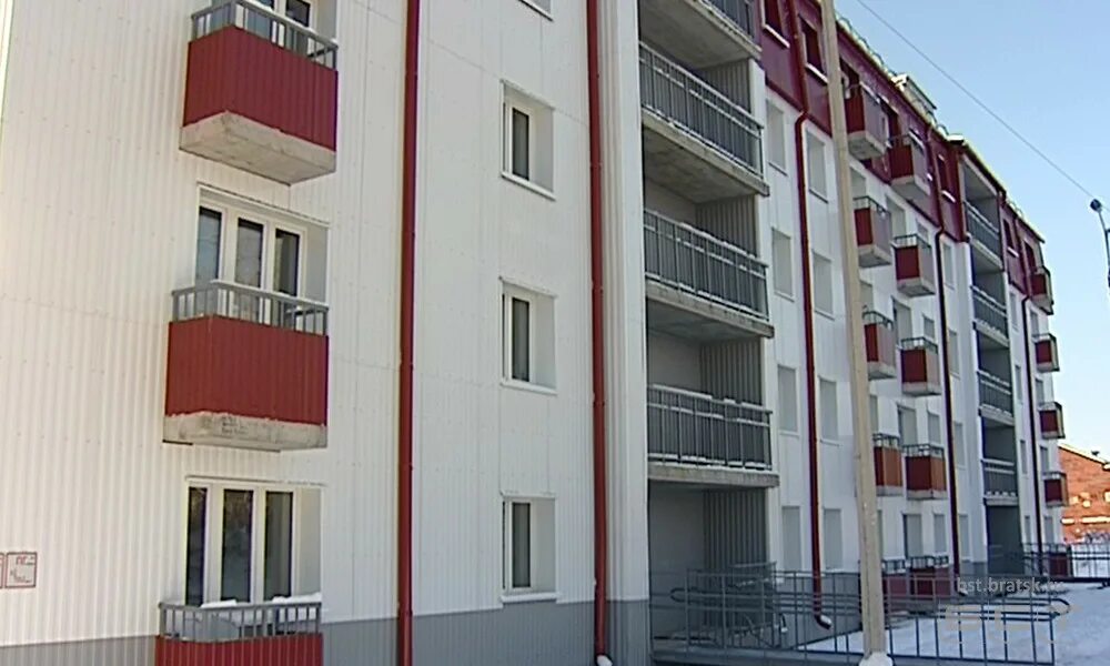 Падун многоэтажные дома. Байкальская 275 иркутск. Квартиры в братске падун. Г братск падун ул гидростроителей дом 2 кв 1 недвижимость. Квартиры в братске падун.