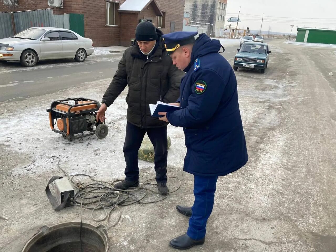 Искитим новости происшествия. Проверка газа. Устранение аварии теплосети. Следователи.