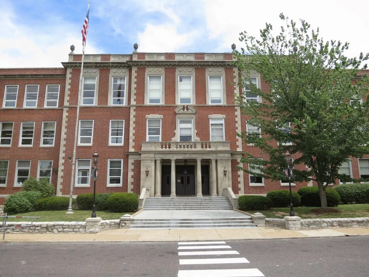 эванстон колледжи. нью-гэмпшир школа интернат. университет в сент-луисе, сент-луис, миссури. университет соединенных штатов. штат теннесси школы.