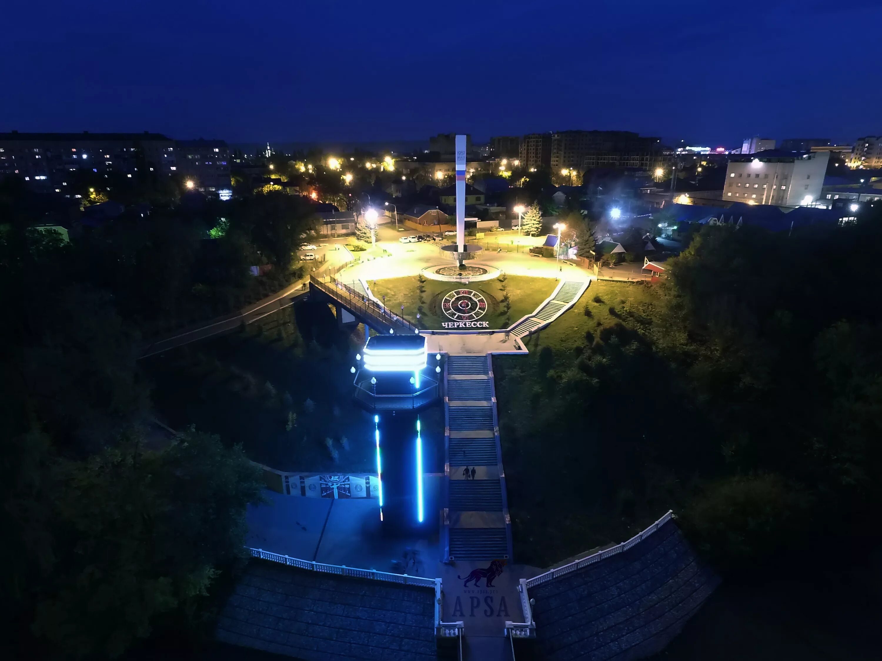 Черкессия столица. КЧР Черкесск. Черкесск парк зеленый остров. Карачаево Черкесск столица.