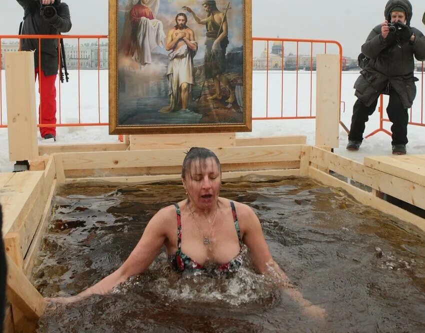 Что происходит с водой 19 января