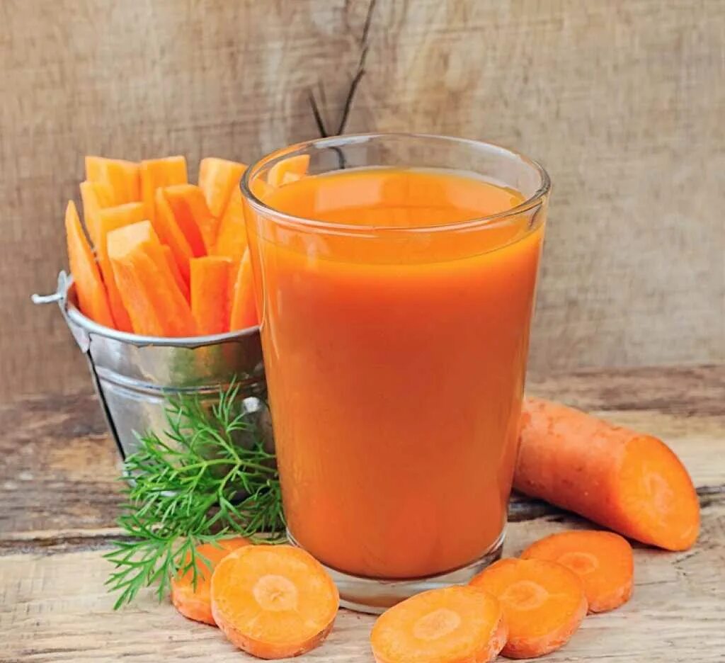 Как пить свежевыжатый морковный сок
