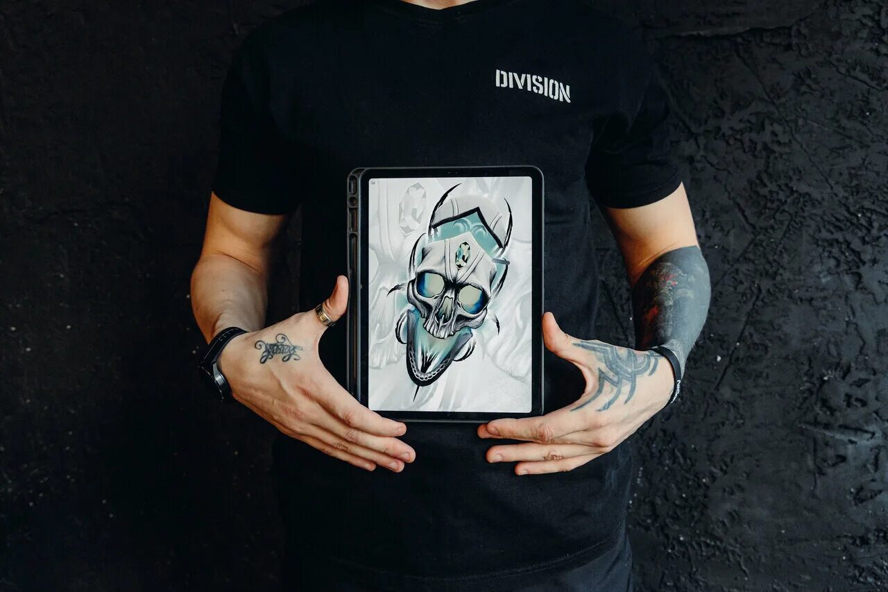 тату ученик. учимся тату. тату мастер профессия. татуировщик профессия. учимся тату.