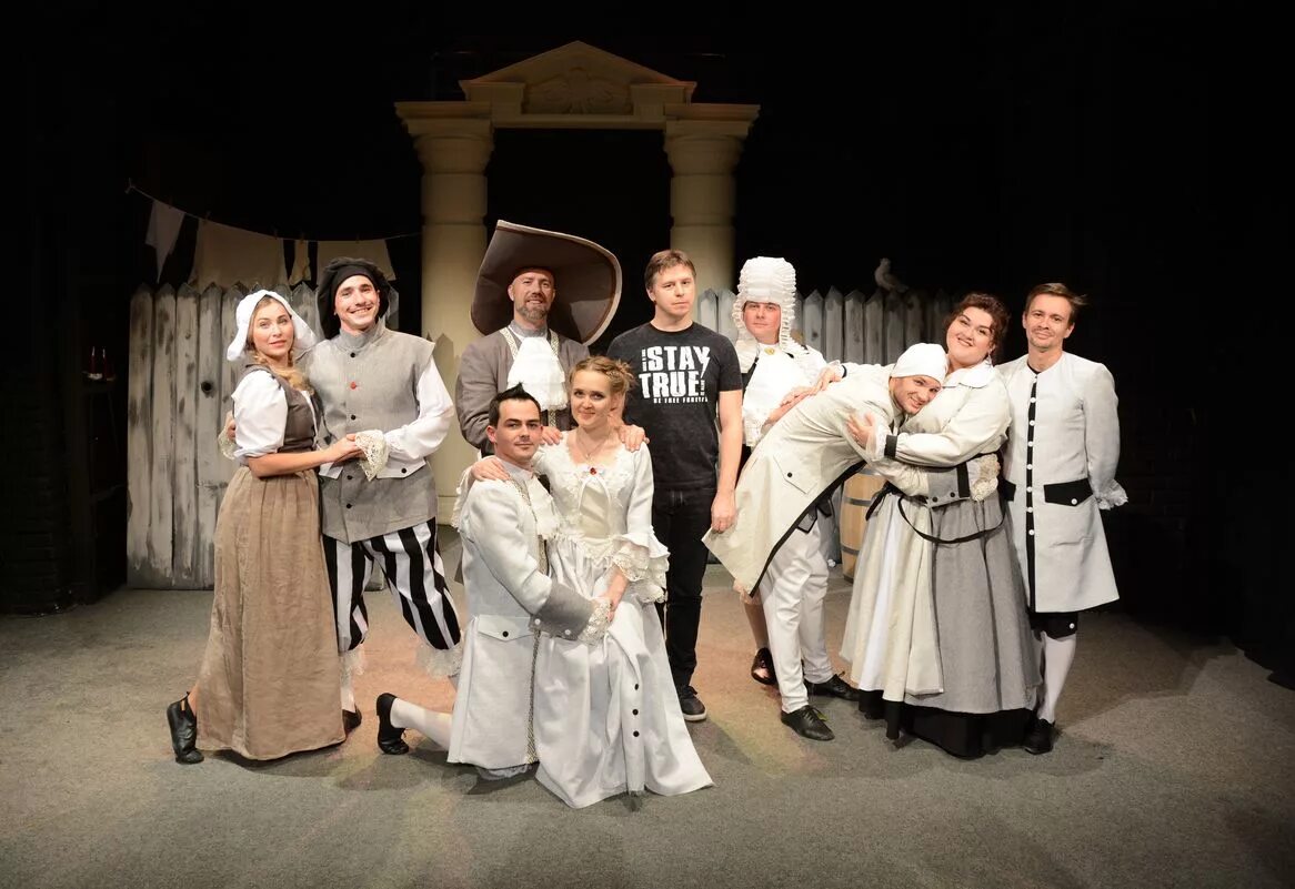 караоке театр волгоград. сайт молодежный театр волгоград. мук "волгоградский молодежный театр". сайт молодежный театр волгоград. молодежный театр волгоград.