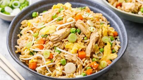 Китайский рис с курицей и овощами