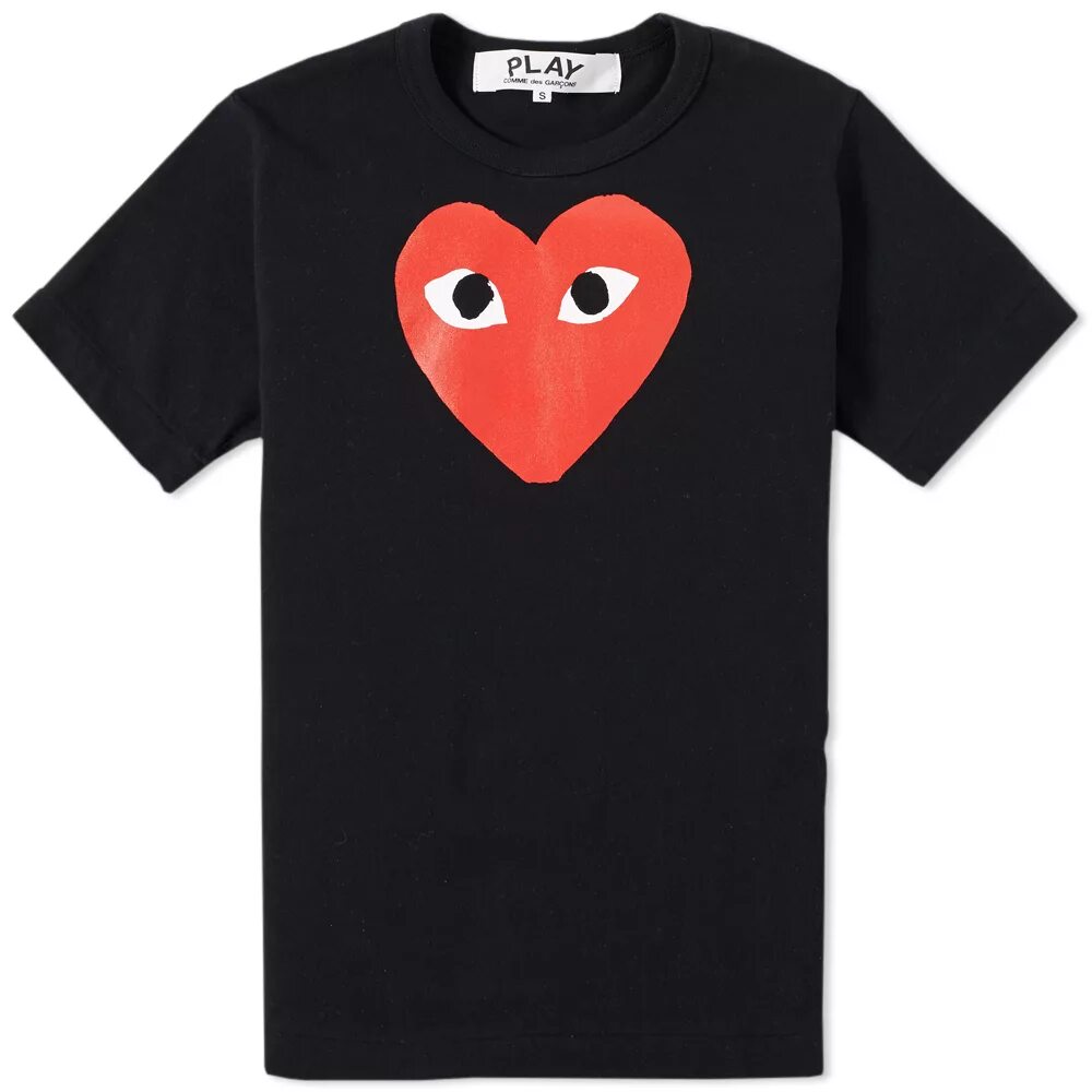 Бренд с сердечком. Комме дес гарсонс. ком де гарсон. сердечко comme des garcons. comme des garcons бренд.
