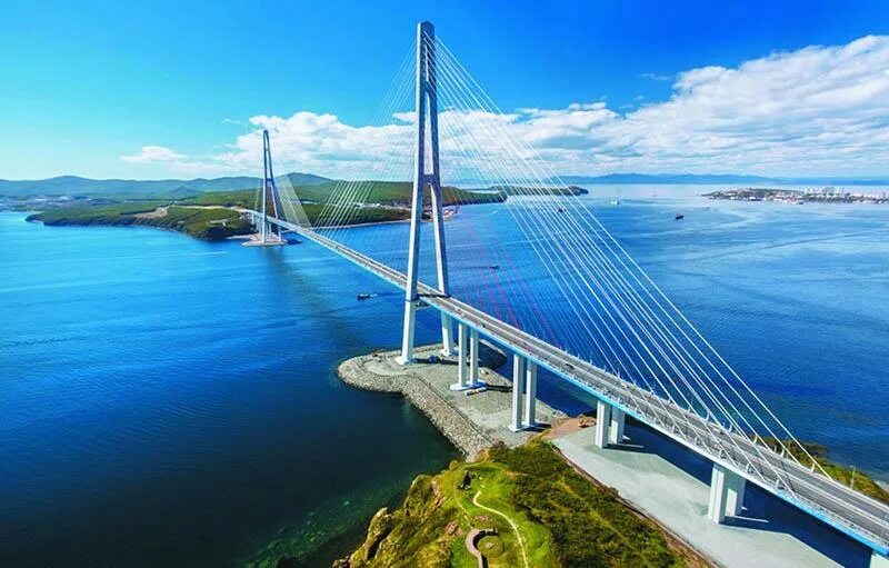 Мост на дальнем востоке. Вантовый мост на остров русский. Мост через пролив босфор восточный. Мост на дальнем востоке. Вантовый мост владивосток.