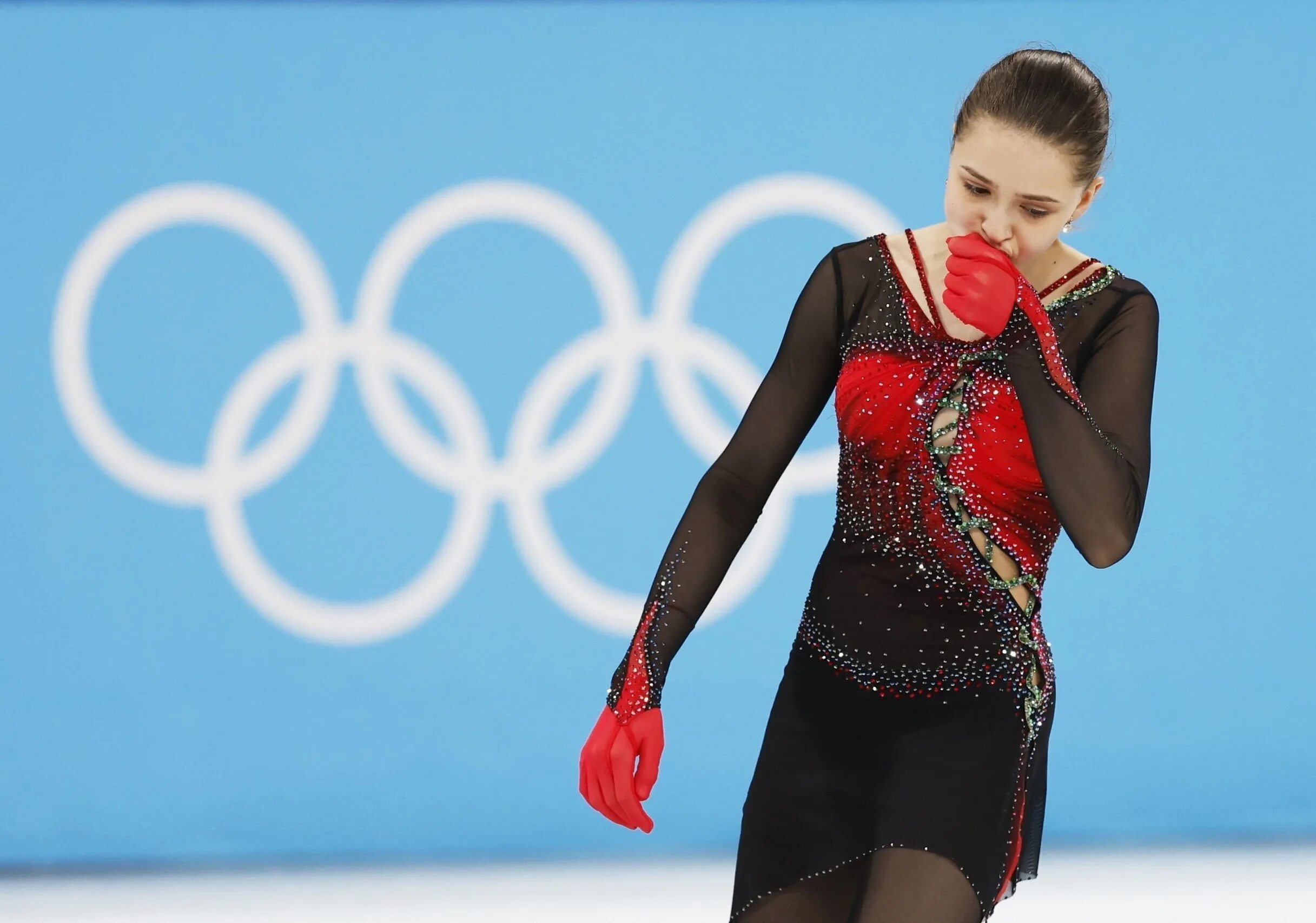 Валиева произвольная программа 2025. Камила валиева olympics. камила валиева олимпиада в пекине произвольная. камила валиева на пьедестале 1 место. камила валиева олимпиада произвольная.