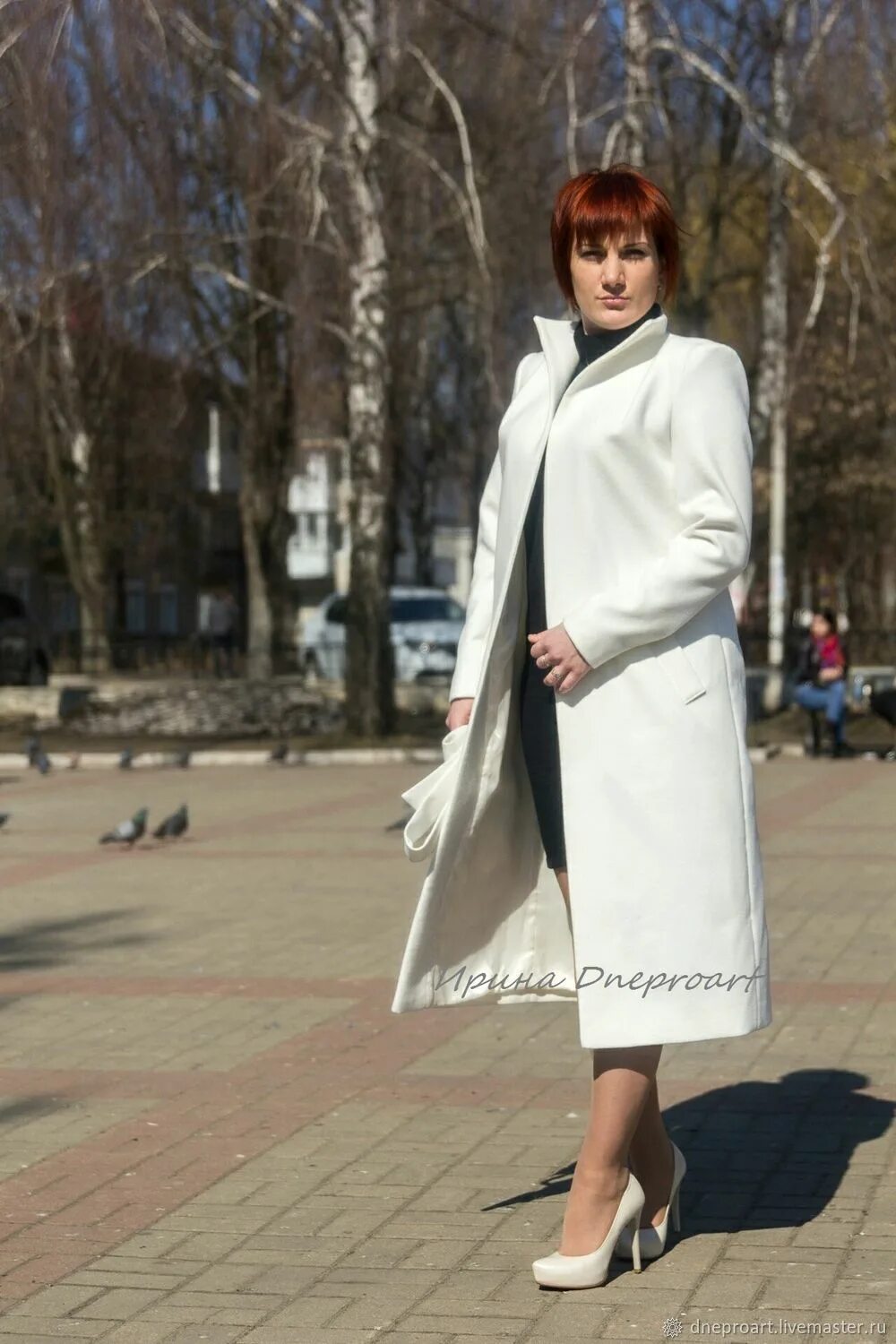 Стильное пальто брянск. Тылик ирина. белое пальто весна. белое пальто на осень. белое весеннее пальто.