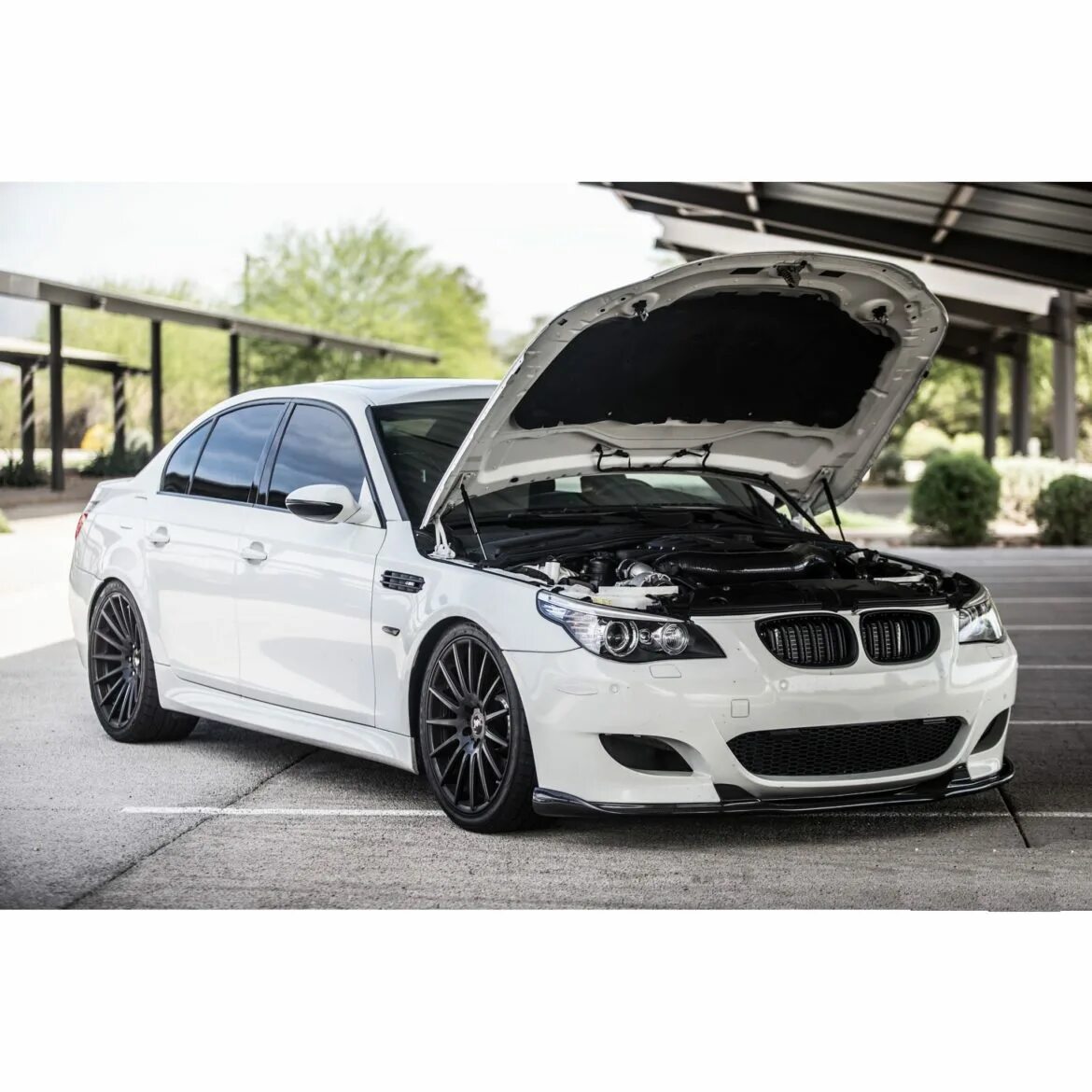 БМВ м5 е60. BMW m5 e60. BMW e60 White Tuning. BMW m5 e60 Tuning.