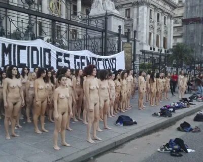 Mujeres modelando desnudas 🍓 FUCK 1 KILL 1 MARRY 1 ROUND 1 - Killed? these...