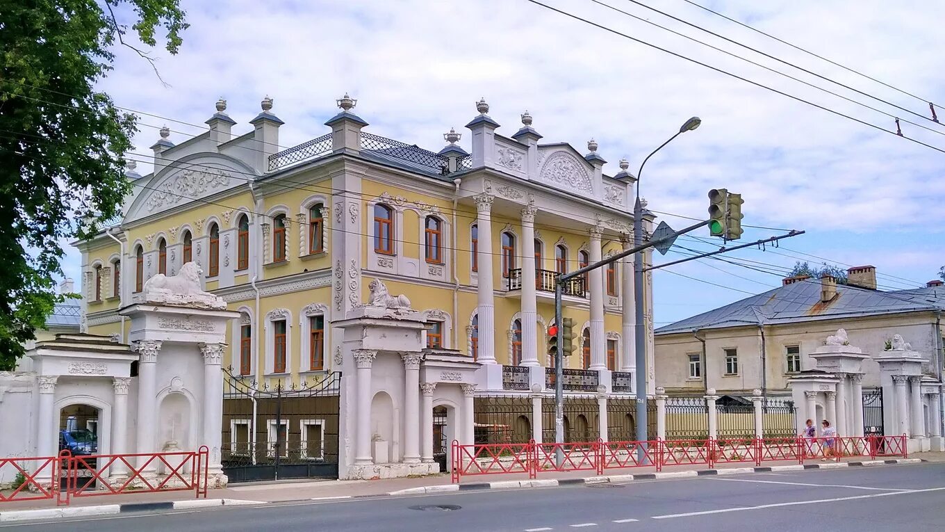 Октябрьская улица Ярославль. Ярославль улица большая Октябрьская. Дом купца Дунаева Ярославль. Большая Октябрьская 48 Ярославль.