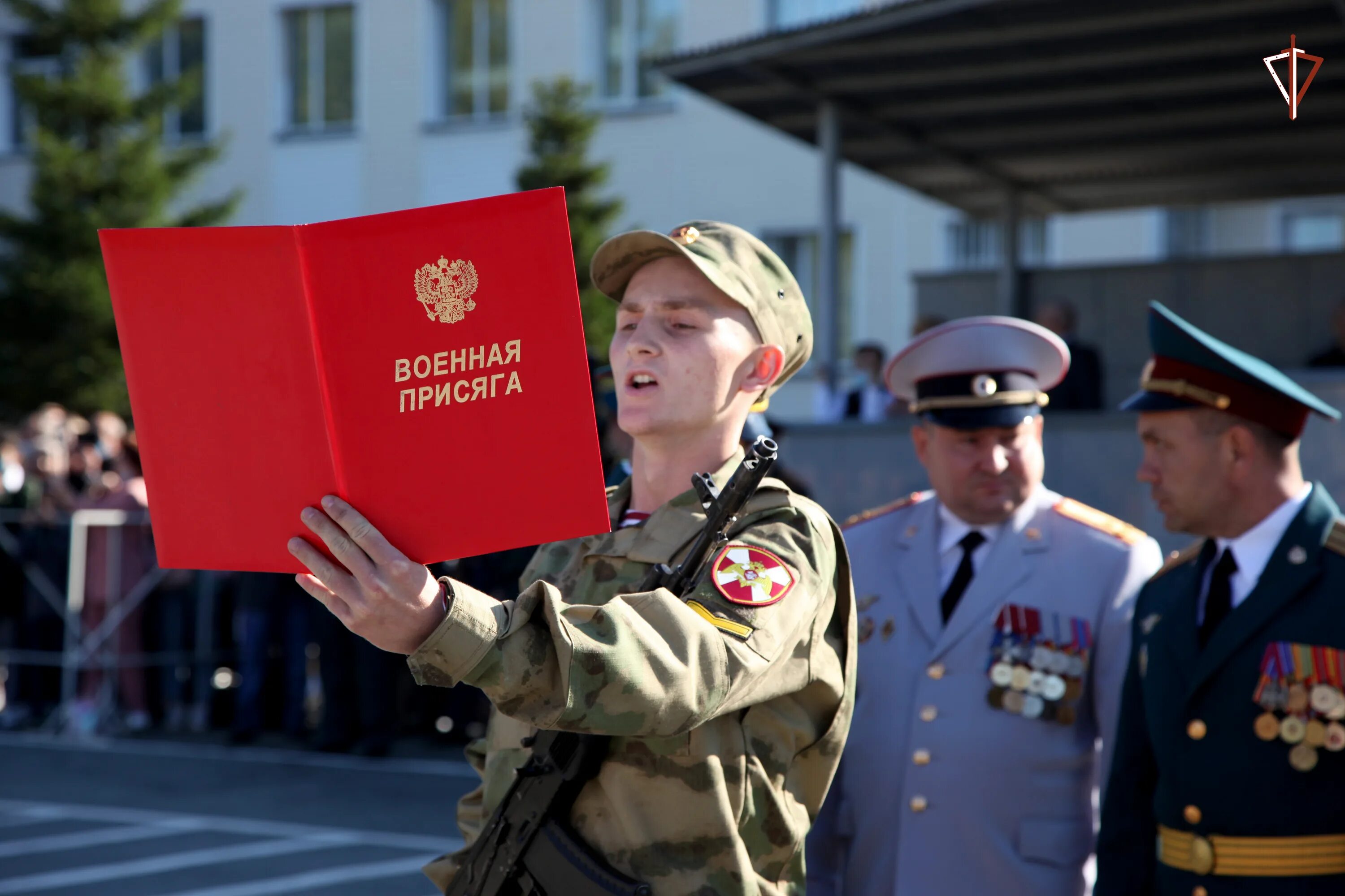 Новосибирский институт имени Жукова национальной гвардии. Новосибирский военный институт Росгвардии. Институт Росгвардии Новосибирск. НВИ присяга 2020. Новосибирский ордена жукова военный институт