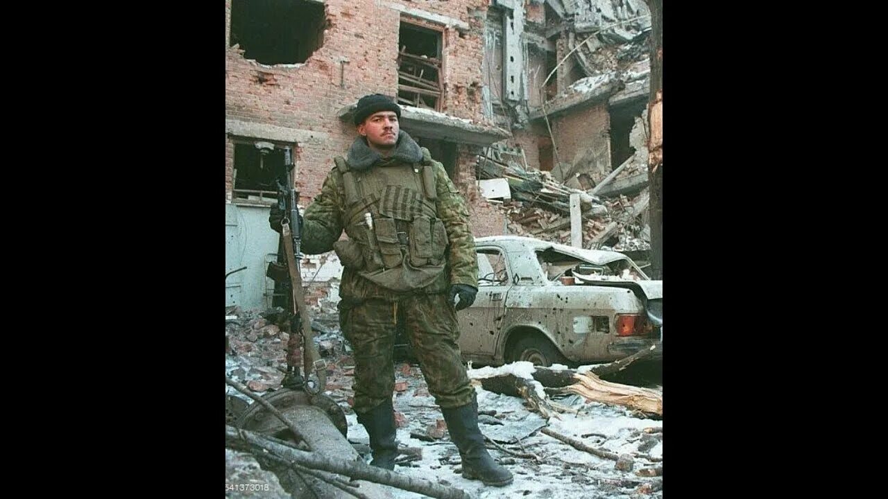 Запрещено в россии чечня. Площадь минутка Грозный 1995. Площадь минутка бои в Грозном 1995.