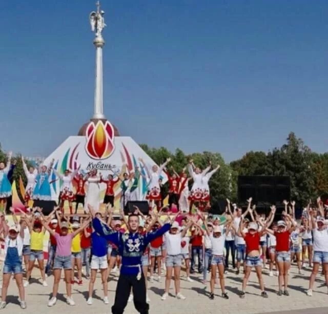 День города Лабинск. День города Лабинск 2019. Рисунки празднуем день города Лабинска. Рисунок на день города Лабинск. День города лабинска