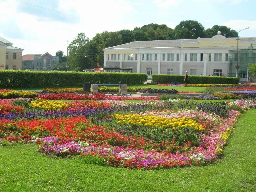 Цветы рославль. Акцент цветочный рославль цветочный. Цветы рославль смоленская область. Рославль смоленская область. Рославль смоленская область.