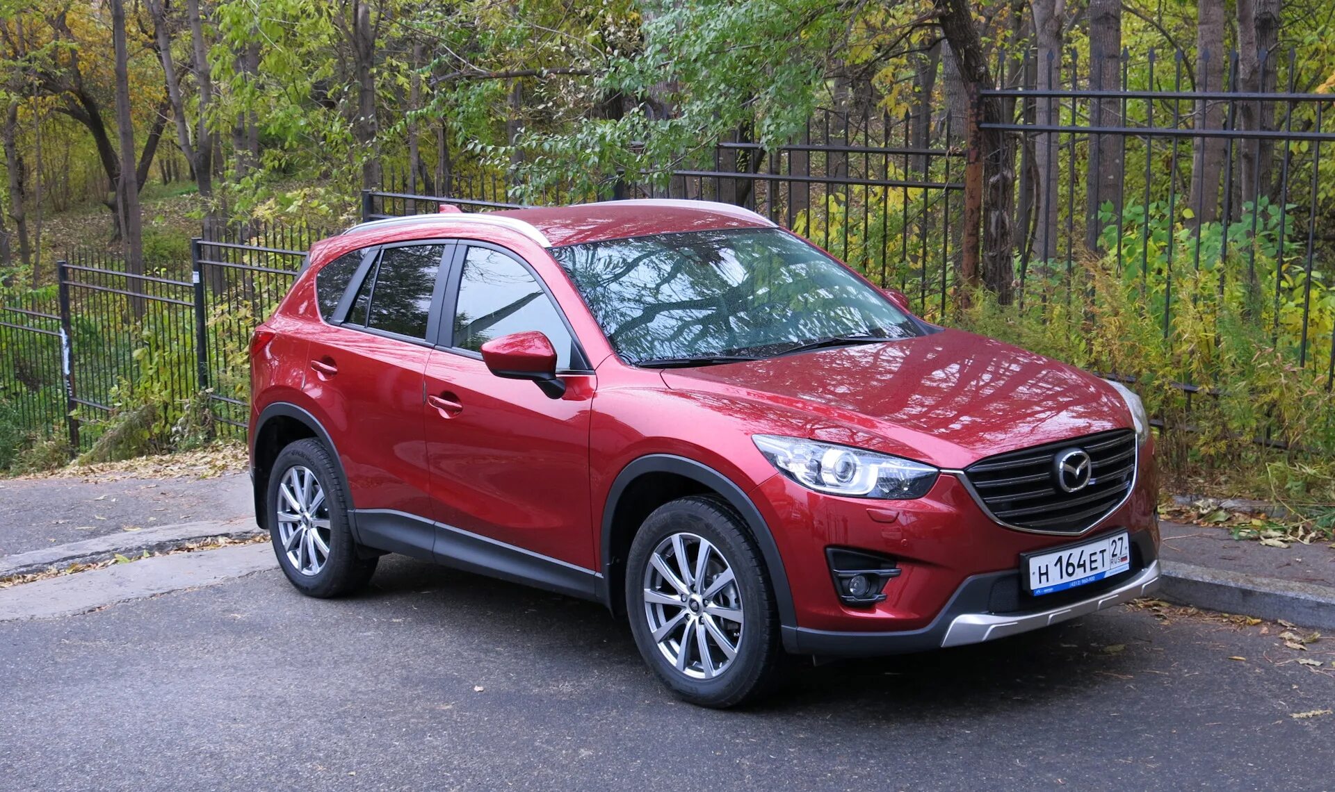 Крыша мазда сх 5. Рейлинги Mazda CX-5. Рейлинги на Мазда СХ-5. Рейлинги Mazda CX-5 2012. Мазда сх5 с рейлингами.