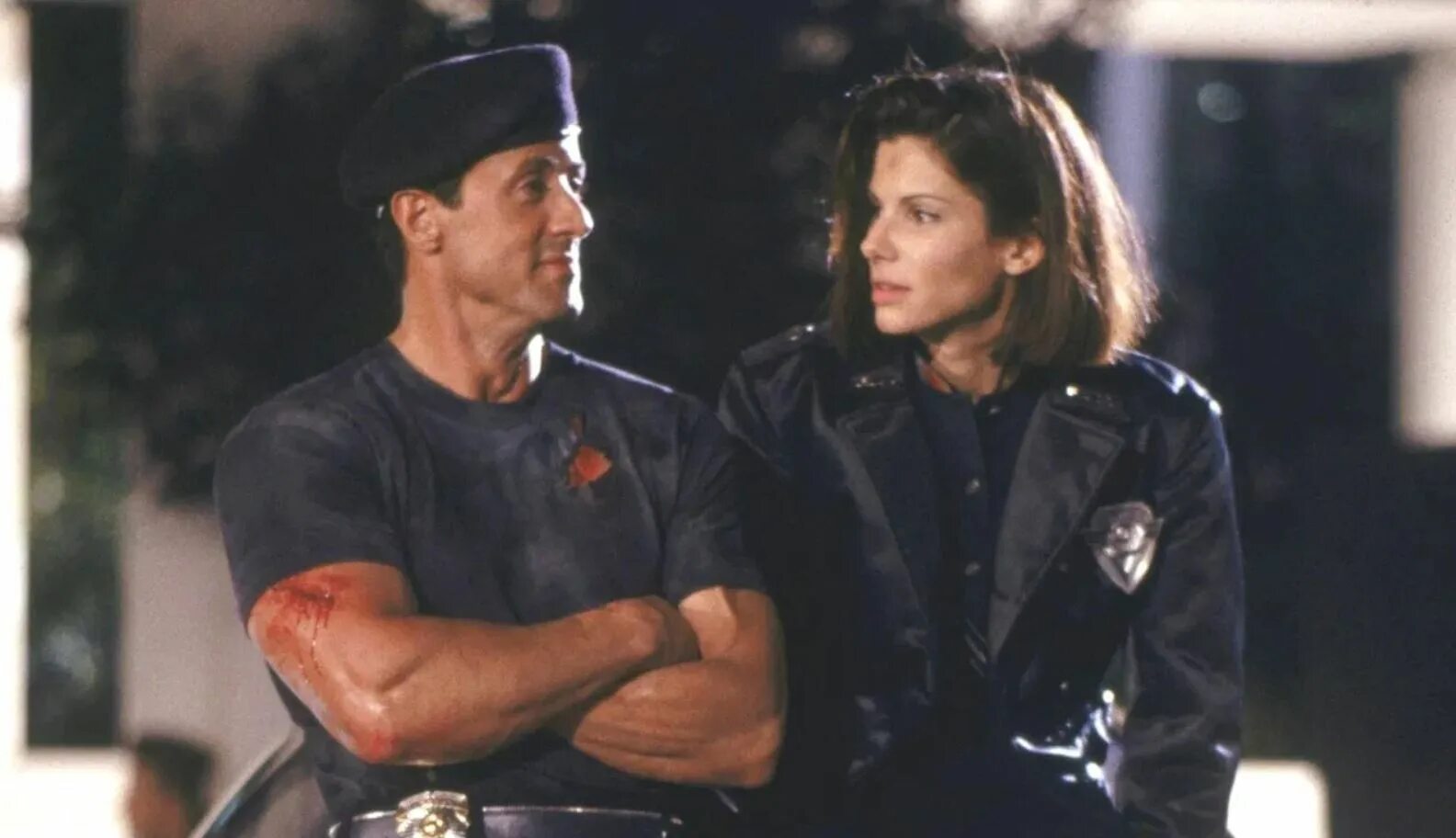 Сандра баллок разрушитель. Сандра буллок и сильвестр сталлоне. Сандра буллок в фильме разрушитель. Разрушитель demolition man, 1993 сандра буллок — lenina huxley. Разрушитель фильм 1993 сандра буллок.