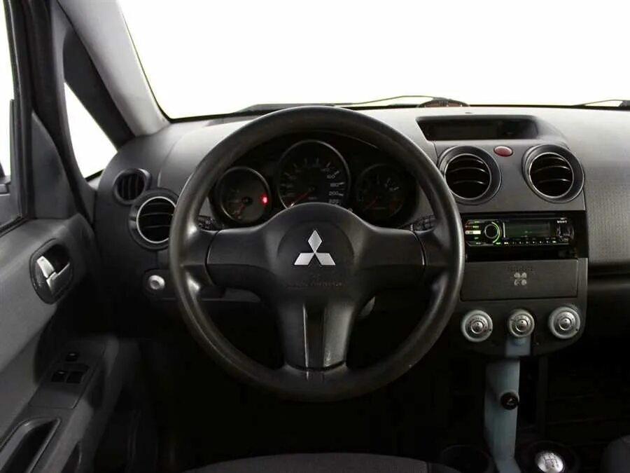 Mitsubishi kolt кабриолет. Mitsubishi lancer 9 мультируль. Mitsubishi colt 2006. Митсубиси кольт 2005 indikator. Адаптация робота митсубиси кольт.
