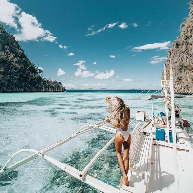 Travel pleasure. Мальдивы красивые фото Инстаграм. Summer Vibes. Boat babe selfie. Yozgi Travel.